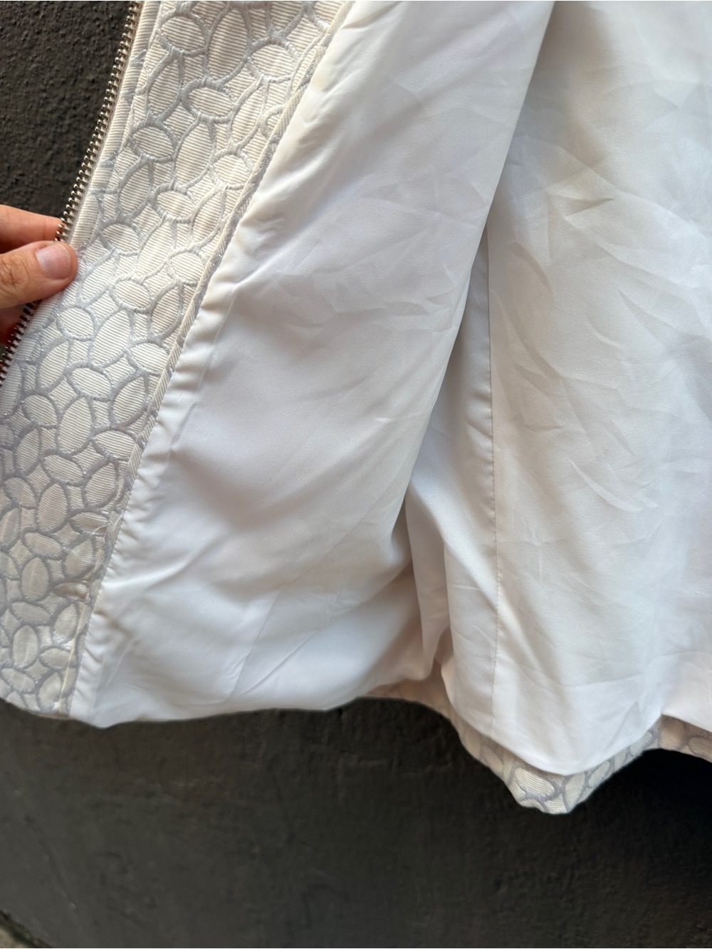 Club Monaco Ivory Textured Metallic Cropped Zip Blazer - Picture 7 of 9